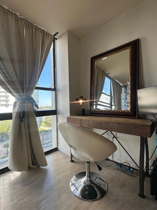 En Renta: $4,350 (3 camas, 2 baños, 1218 Pies cuadrados)