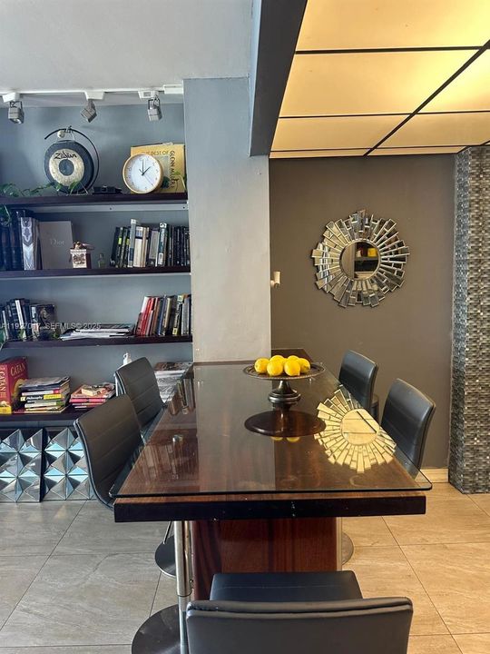 En Renta: $4,350 (3 camas, 2 baños, 1218 Pies cuadrados)