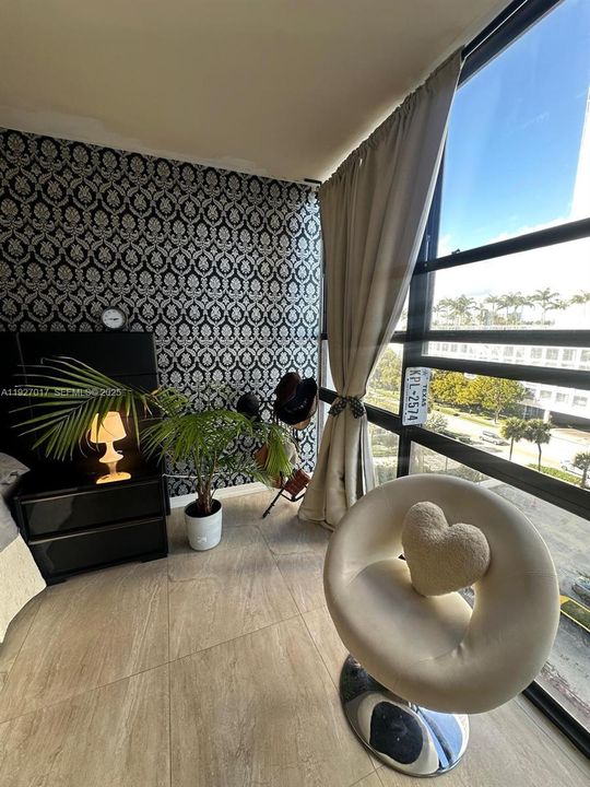 En Renta: $4,350 (3 camas, 2 baños, 1218 Pies cuadrados)