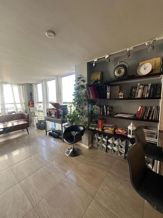 En Renta: $4,350 (3 camas, 2 baños, 1218 Pies cuadrados)