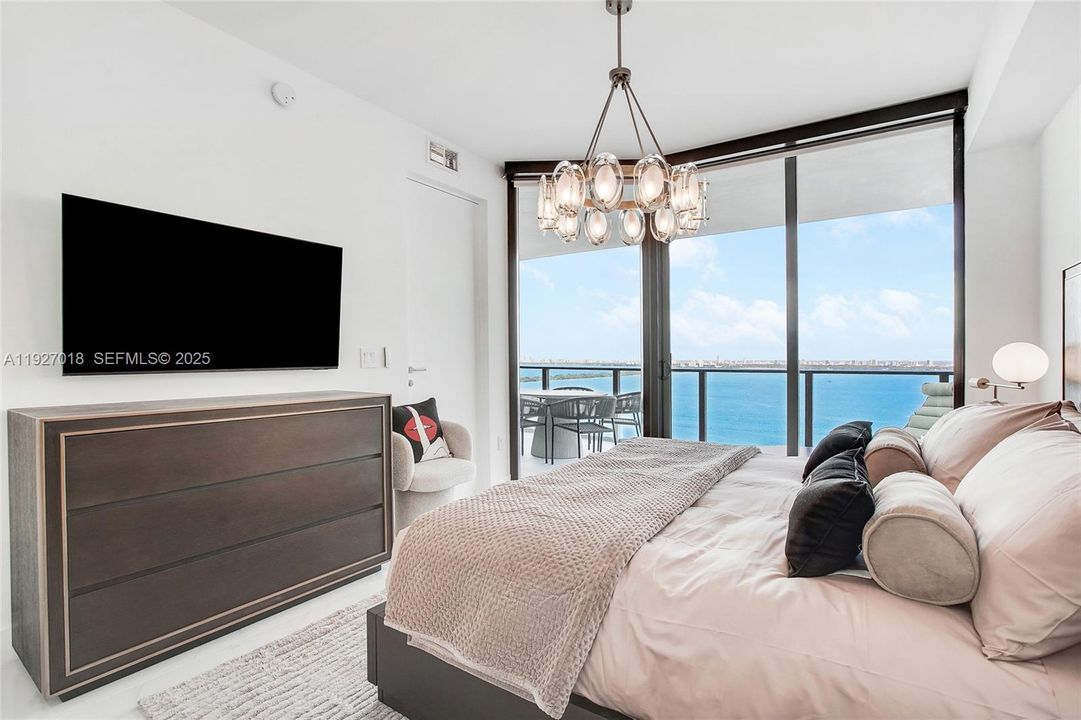 For Rent: $12,000 (3 beds, 3 baths, 1542 Square Feet)