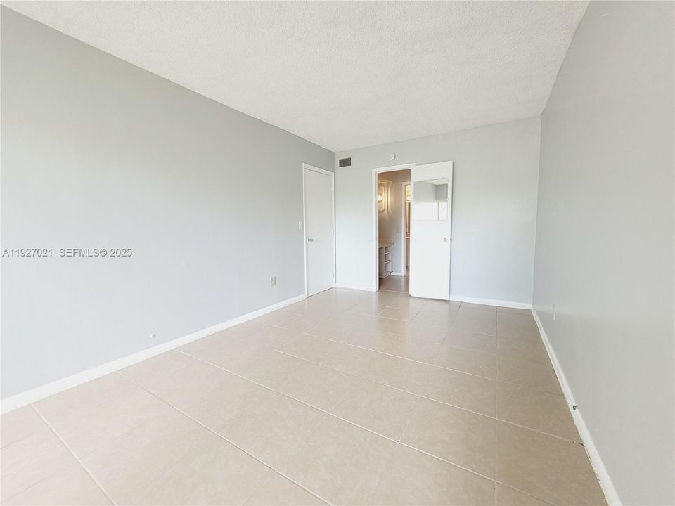 En Renta: $1,900 (2 camas, 2 baños, 856 Pies cuadrados)