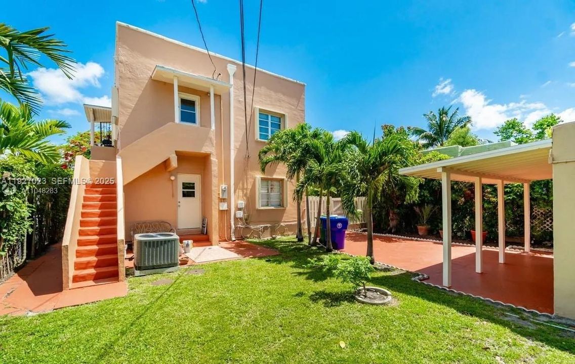 待售: $1,200,000 (0 贝兹, 0 浴室, 1960 平方英尺)