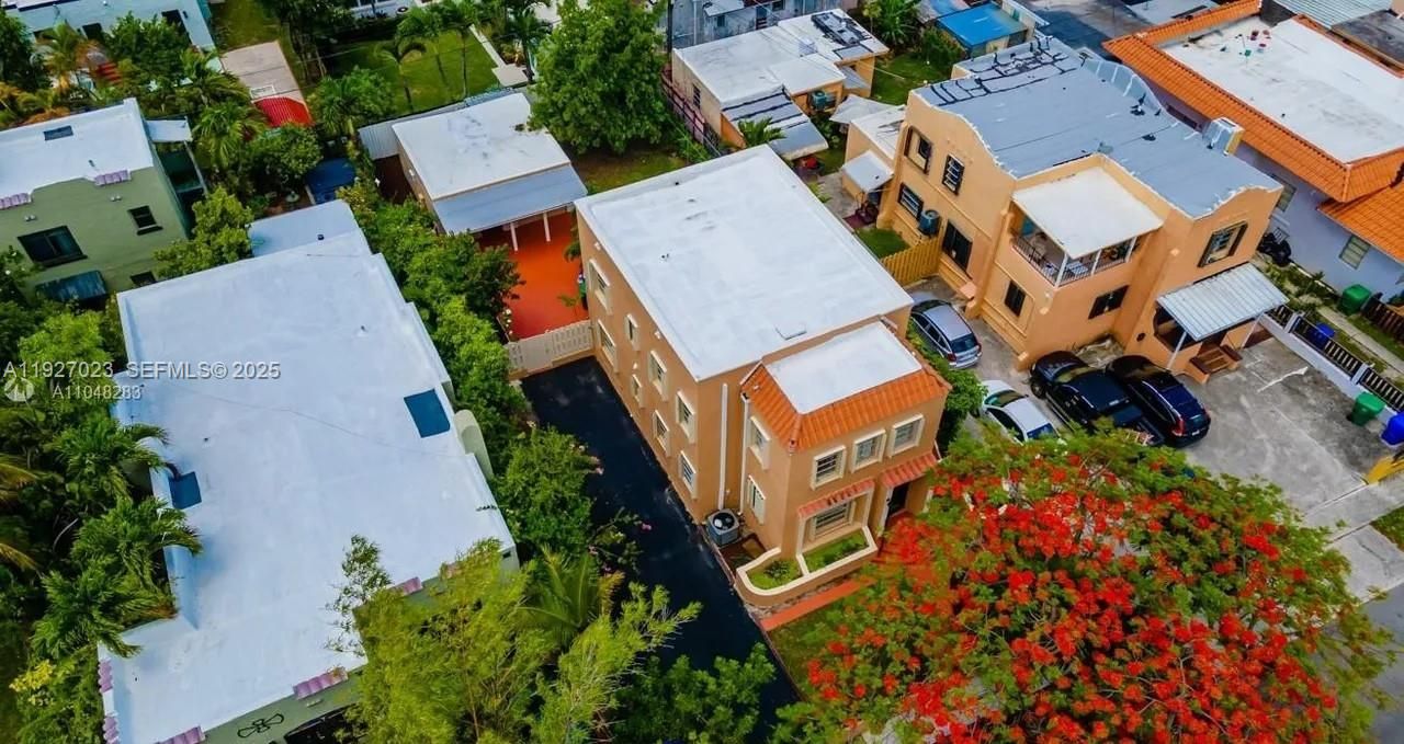 待售: $1,200,000 (0 贝兹, 0 浴室, 1960 平方英尺)