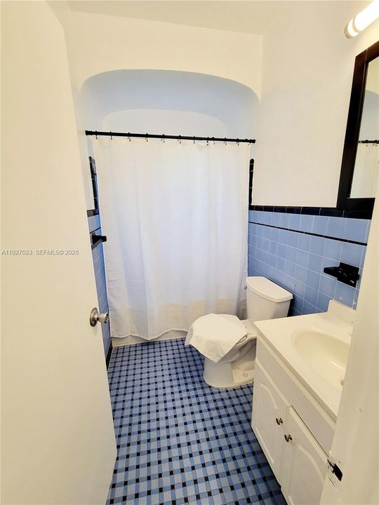 待售: $1,200,000 (0 贝兹, 0 浴室, 1960 平方英尺)