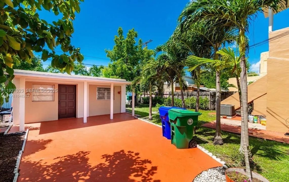 待售: $1,200,000 (0 贝兹, 0 浴室, 1960 平方英尺)