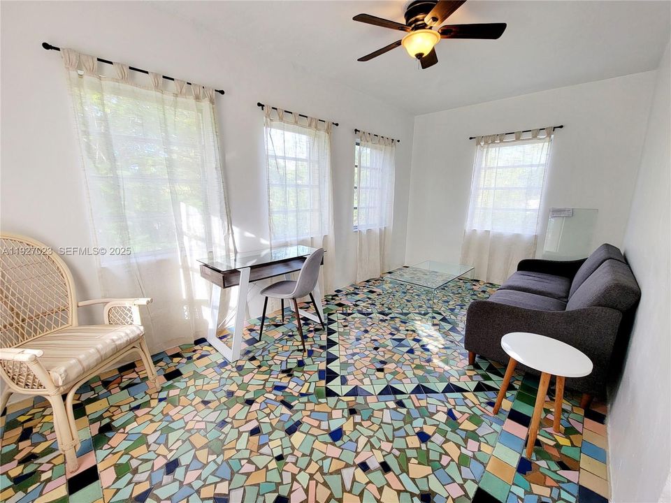 待售: $1,200,000 (0 贝兹, 0 浴室, 1960 平方英尺)