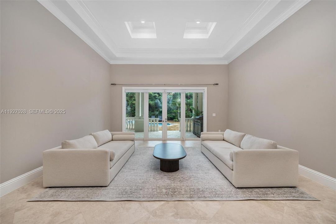 For Sale: $5,800,000 (5 beds, 4 baths, 4838 Square Feet)