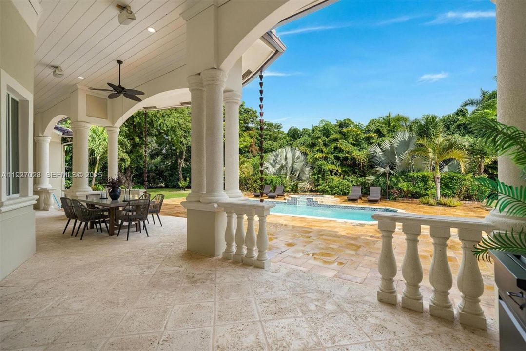 For Sale: $5,800,000 (5 beds, 4 baths, 4838 Square Feet)