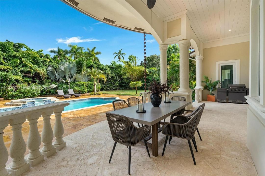 For Sale: $5,800,000 (5 beds, 4 baths, 4838 Square Feet)