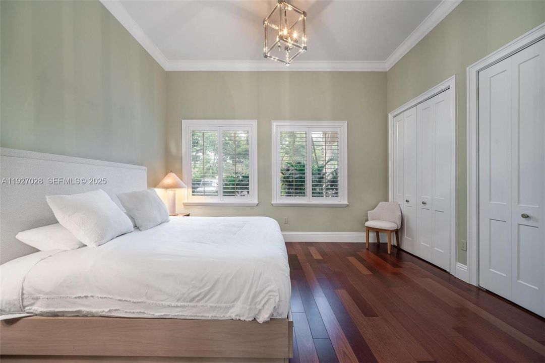 For Sale: $5,800,000 (5 beds, 4 baths, 4838 Square Feet)