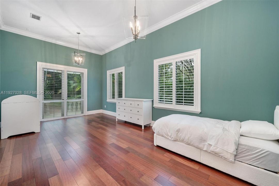 For Sale: $5,800,000 (5 beds, 4 baths, 4838 Square Feet)