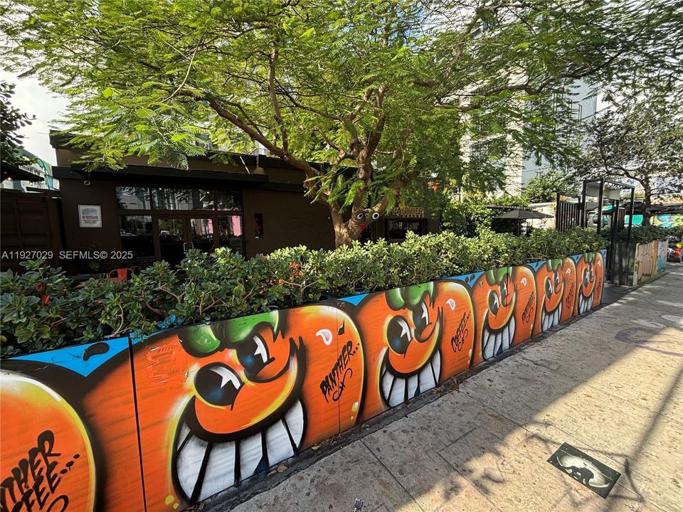 待售: $999,000 (2 贝兹, 2 浴室, 1500 平方英尺)