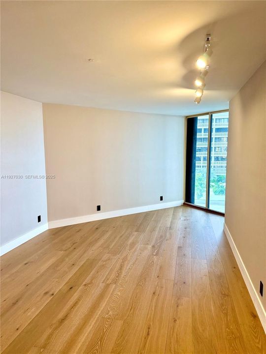 For Rent: $8,900 (2 beds, 3 baths, 2150 Square Feet)