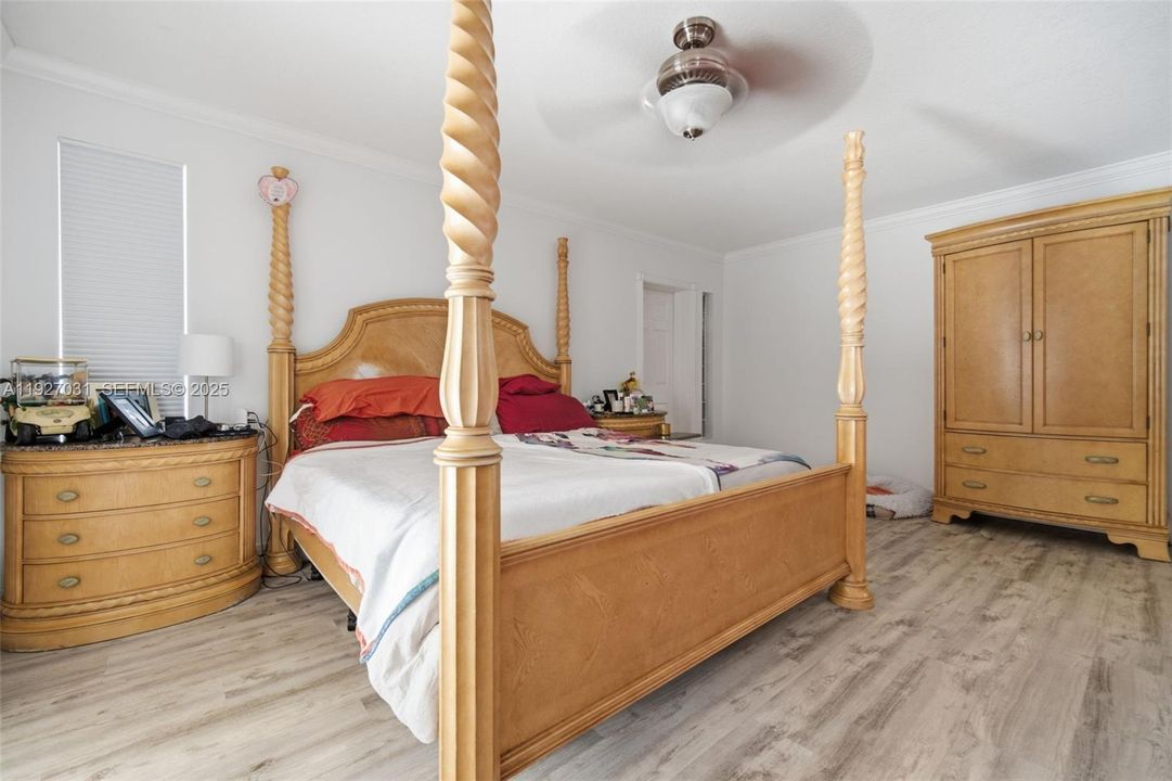 For Sale: $2,300,000 (4 beds, 3 baths, 2849 Square Feet)