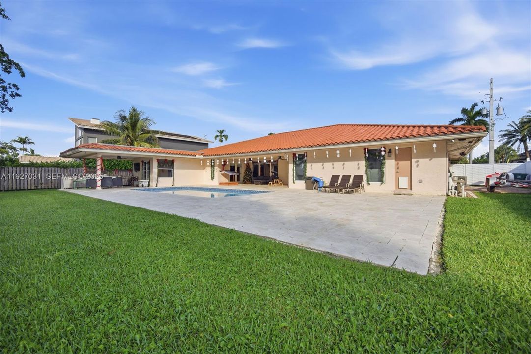 For Sale: $2,300,000 (4 beds, 3 baths, 2849 Square Feet)