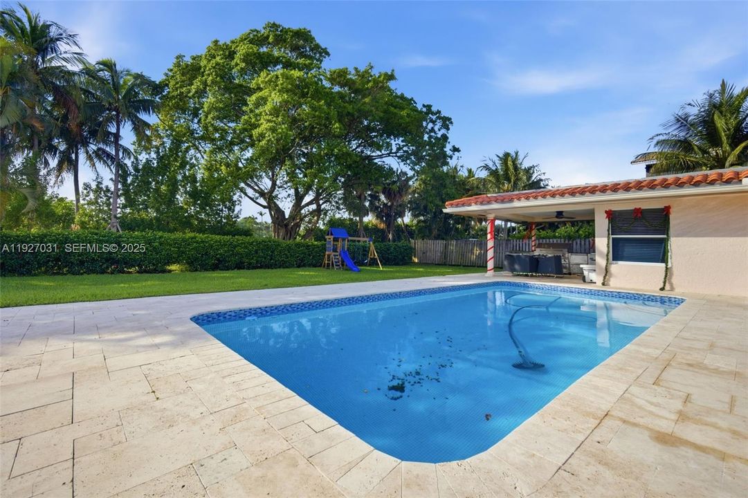 For Sale: $2,300,000 (4 beds, 3 baths, 2849 Square Feet)