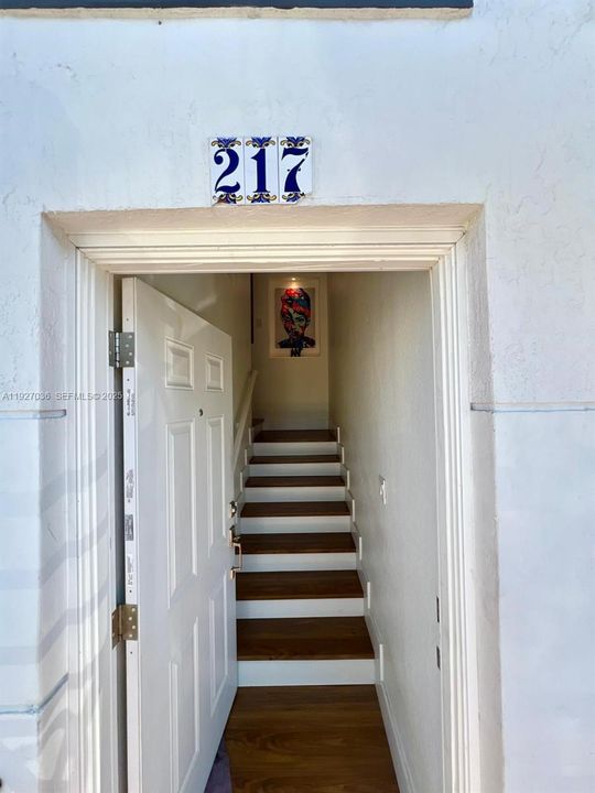 В аренду: $2,750 (2 спален, 2 ванн, 1200 Квадратных фут)