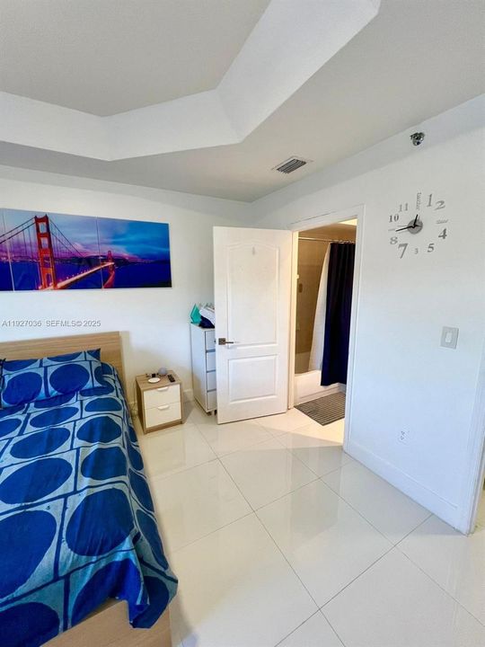 В аренду: $2,750 (2 спален, 2 ванн, 1200 Квадратных фут)