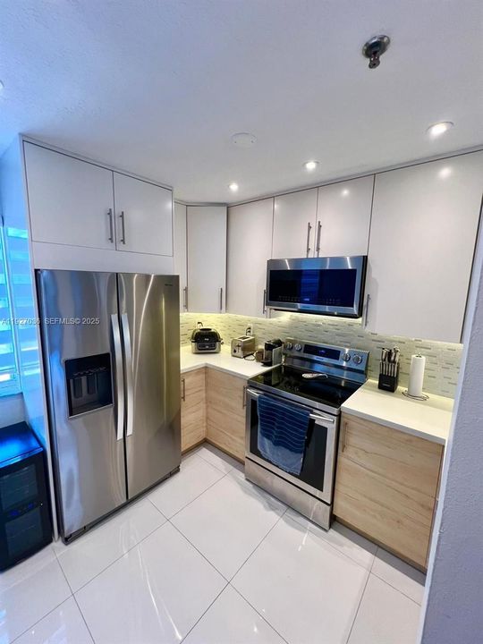 В аренду: $2,750 (2 спален, 2 ванн, 1200 Квадратных фут)