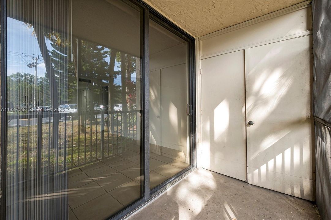 出租: $1,850 (1 贝兹, 1 浴室, 614 平方英尺)