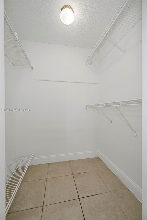 出租: $1,850 (1 贝兹, 1 浴室, 614 平方英尺)