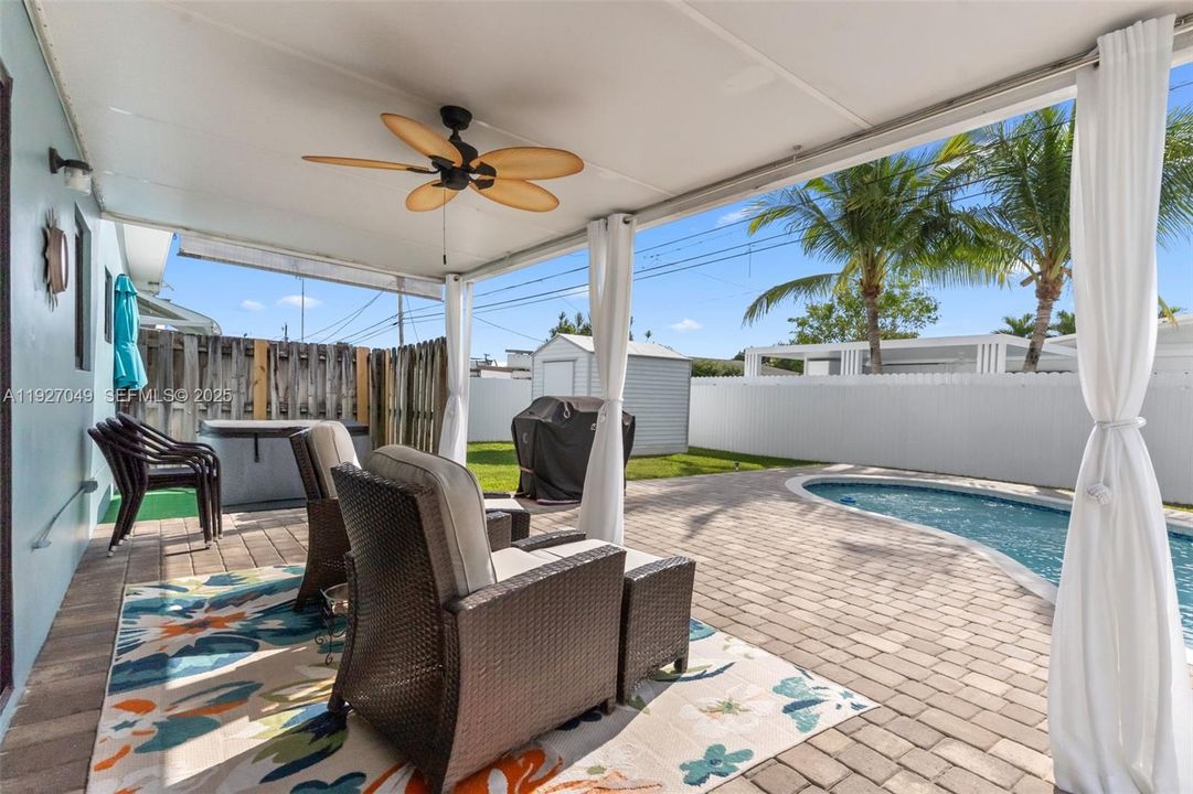 En Venta: $549,900 (3 camas, 1 baños, 1373 Pies cuadrados)