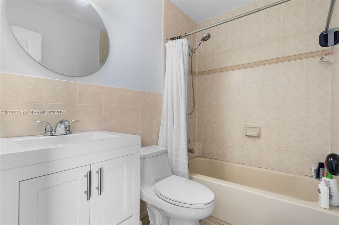 For Sale: $349,900 (3 beds, 2 baths, 1518 Square Feet)