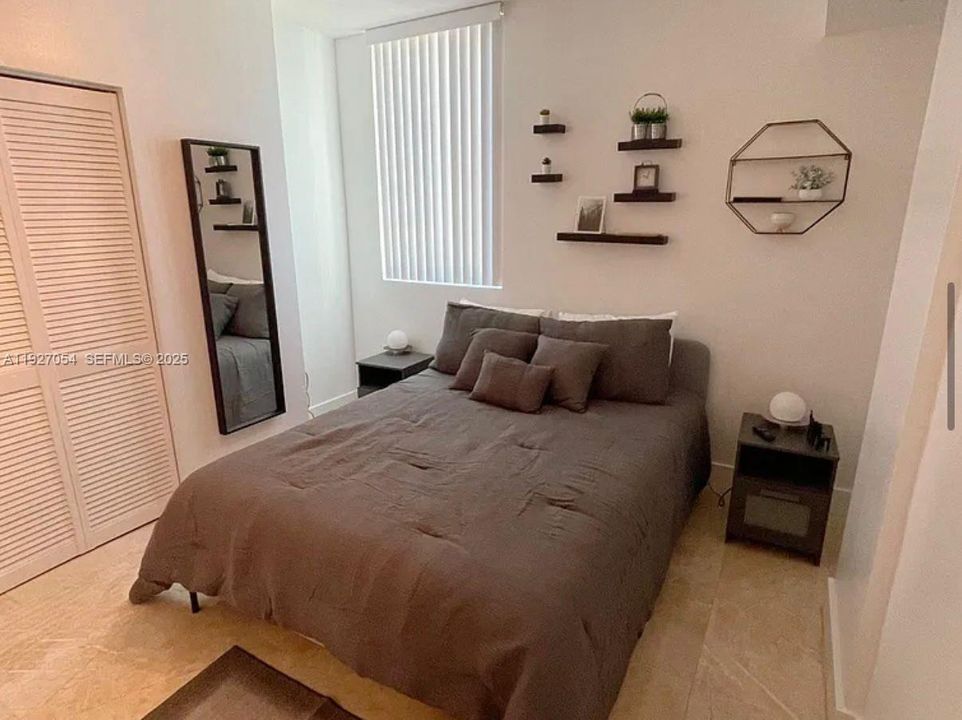 В аренду: $3,600 (2 спален, 2 ванн, 940 Квадратных фут)