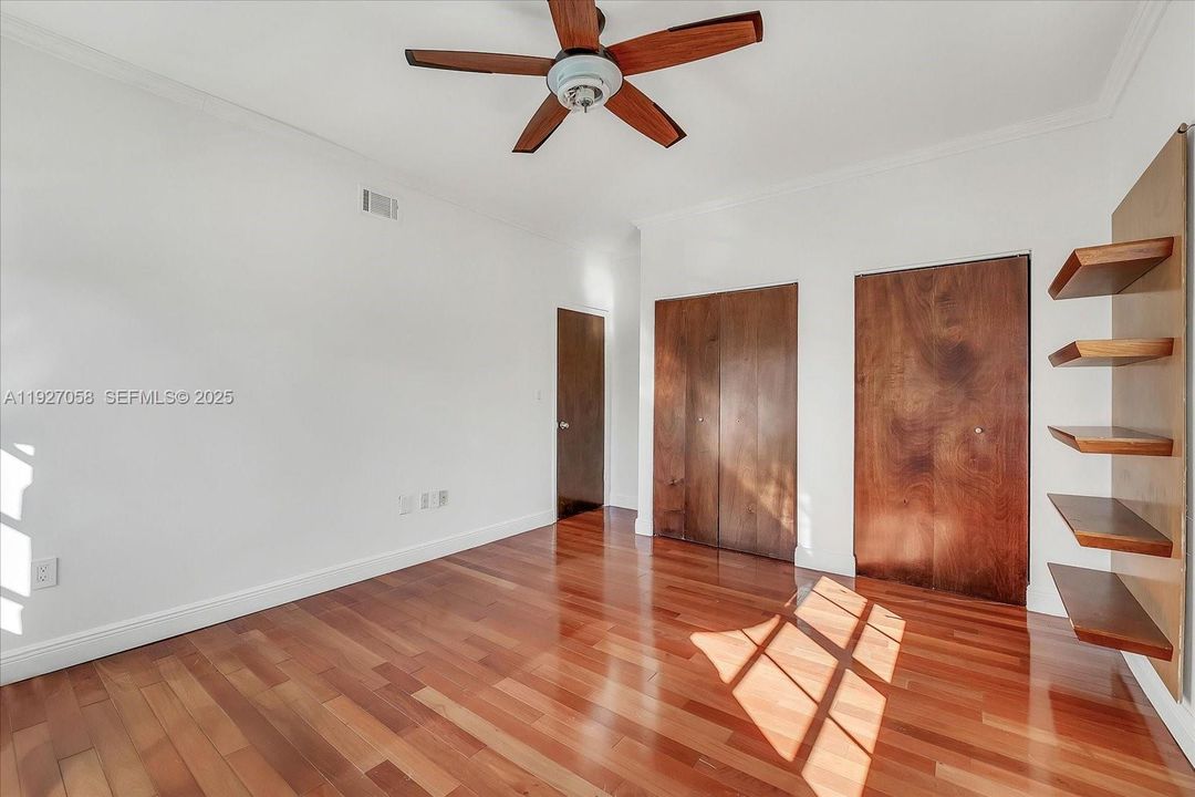 En Venta: $585,000 (2 camas, 1 baños, 1025 Pies cuadrados)