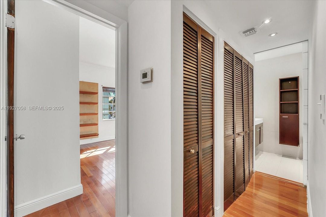 En Venta: $585,000 (2 camas, 1 baños, 1025 Pies cuadrados)