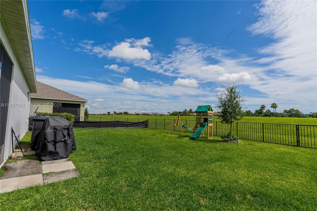 В аренду: $3,200 (3 спален, 2 ванн, 1616 Квадратных фут)