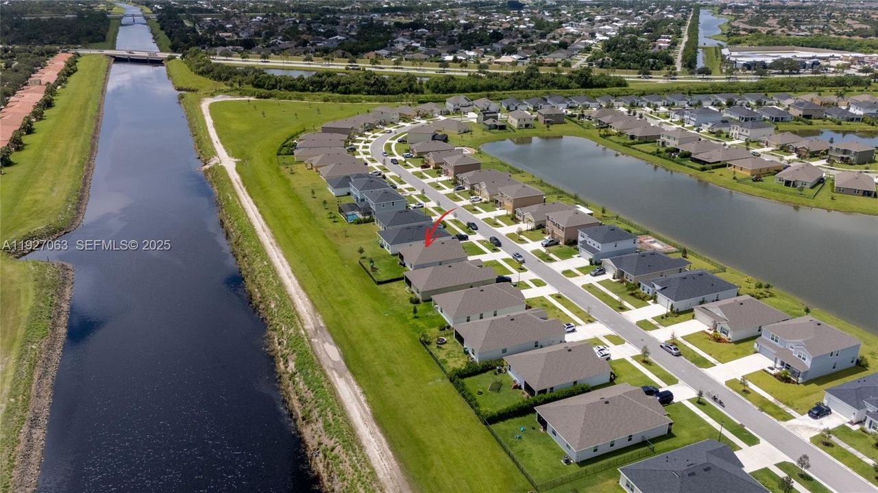 В аренду: $3,200 (3 спален, 2 ванн, 1616 Квадратных фут)