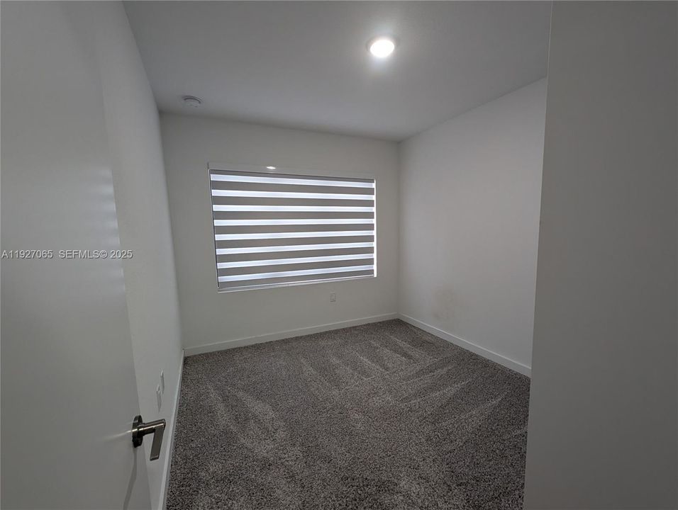 For Rent: $2,650 (4 beds, 3 baths, 1398 Square Feet)