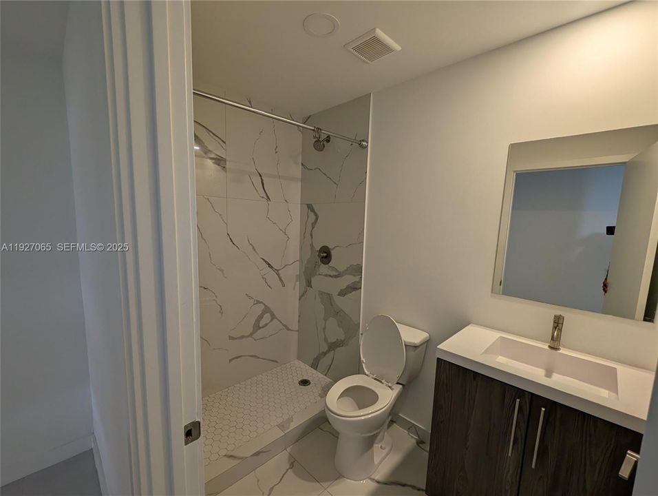 For Rent: $2,650 (4 beds, 3 baths, 1398 Square Feet)