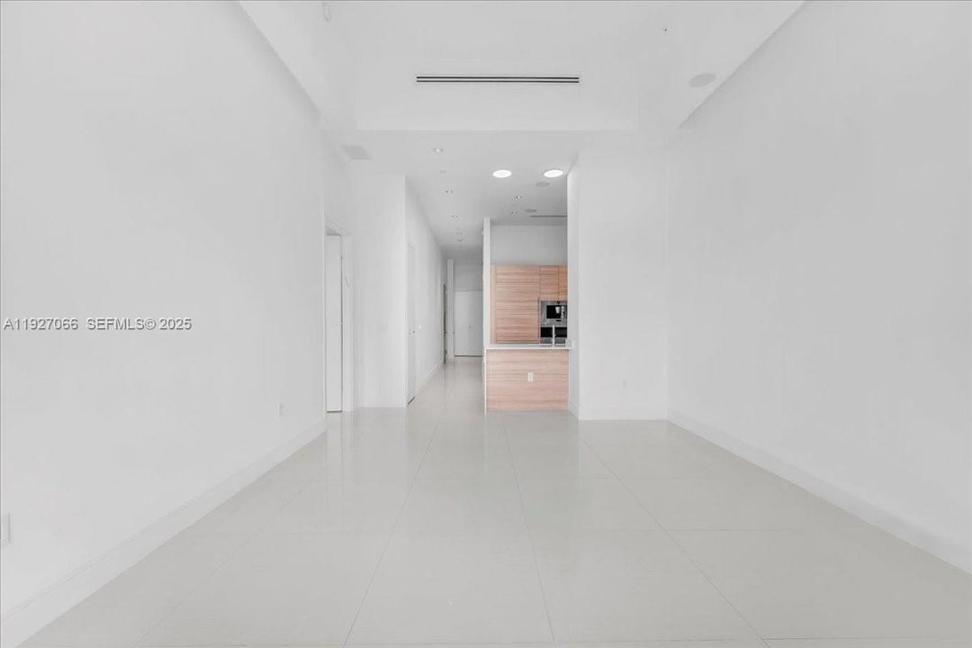 En Venta: $1,270,000 (2 camas, 3 baños, 1400 Pies cuadrados)