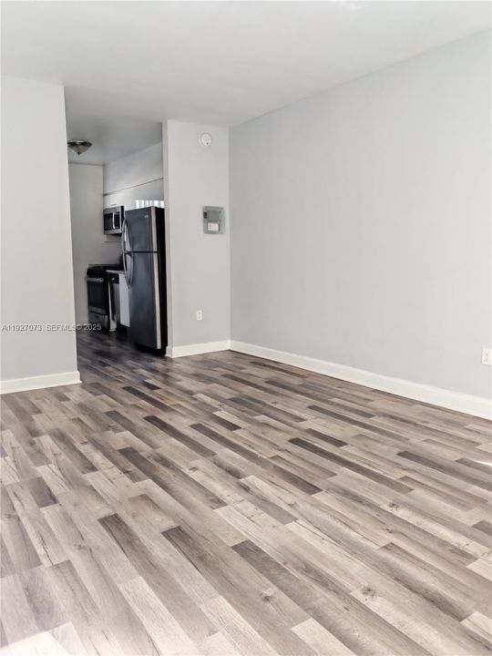 En Renta: $1,575 (0 camas, 1 baños, 420 Pies cuadrados)