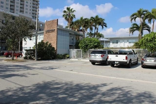 En Renta: $1,575 (0 camas, 1 baños, 420 Pies cuadrados)