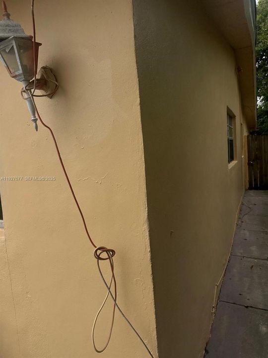 В аренду: $1,300 (1 спален, 1 ванн, 1782 Квадратных фут)