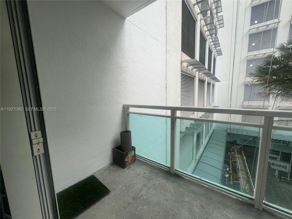 出租: $2,750 (1 贝兹, 1 浴室, 692 平方英尺)