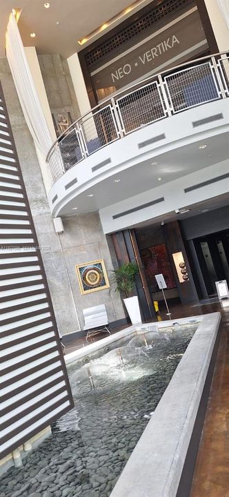 На продажу: $459,900 (2 спален, 2 ванн, 1113 Квадратных фут)