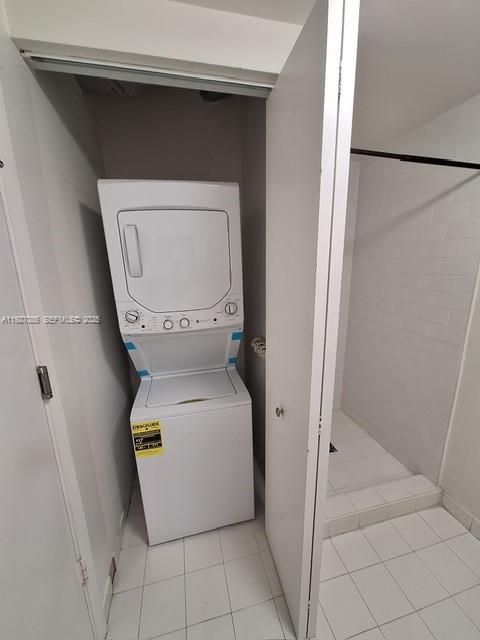 На продажу: $459,900 (2 спален, 2 ванн, 1113 Квадратных фут)