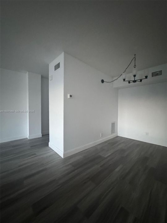 В аренду: $2,000 (1 спален, 1 ванн, 1030 Квадратных фут)