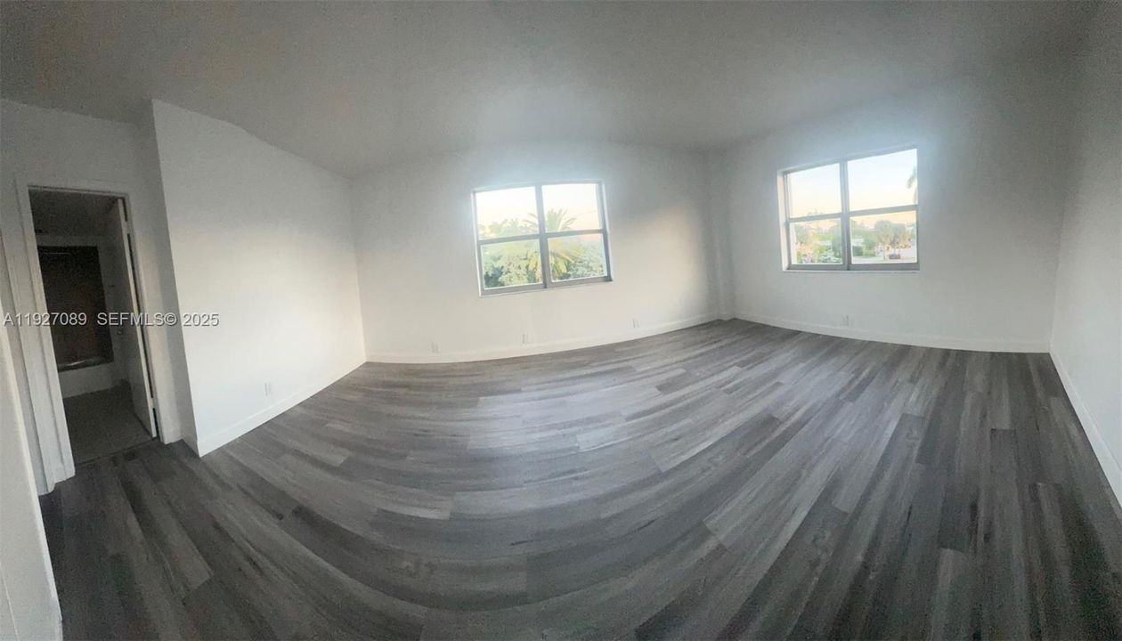 В аренду: $2,000 (1 спален, 1 ванн, 1030 Квадратных фут)