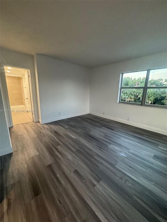 В аренду: $2,000 (1 спален, 1 ванн, 1030 Квадратных фут)