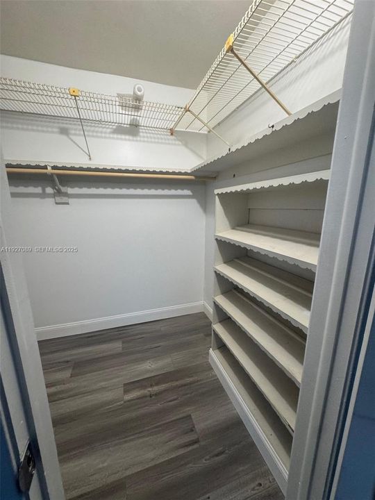 В аренду: $2,000 (1 спален, 1 ванн, 1030 Квадратных фут)