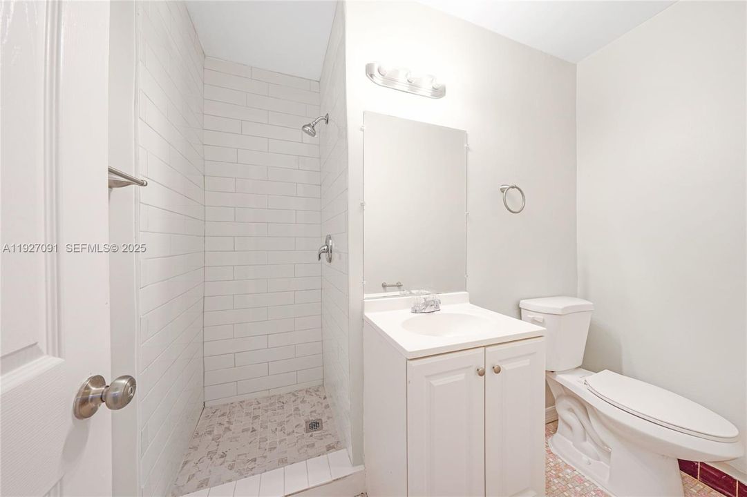 待售: $469,900 (3 贝兹, 2 浴室, 1176 平方英尺)