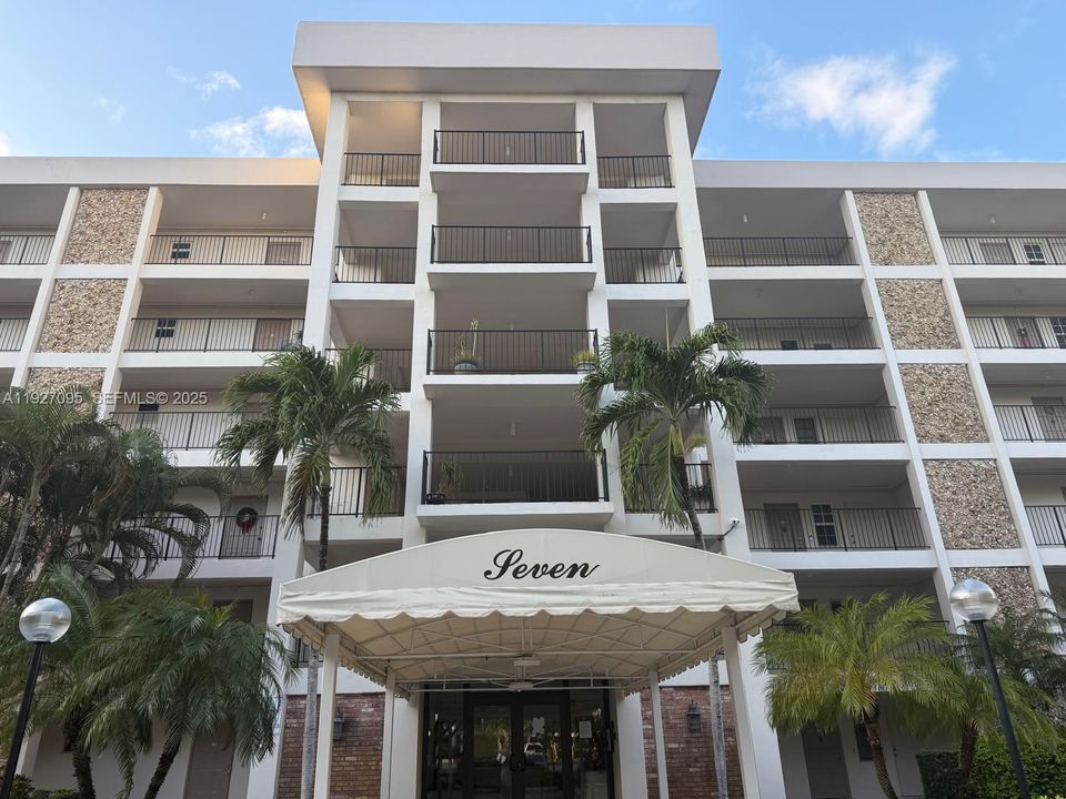 En Venta: $185,000 (1 camas, 1 baños, 852 Pies cuadrados)