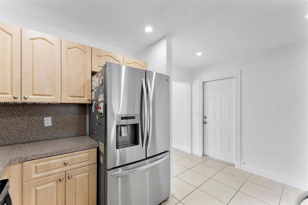 На продажу: $450,000 (3 спален, 2 ванн, 1360 Квадратных фут)