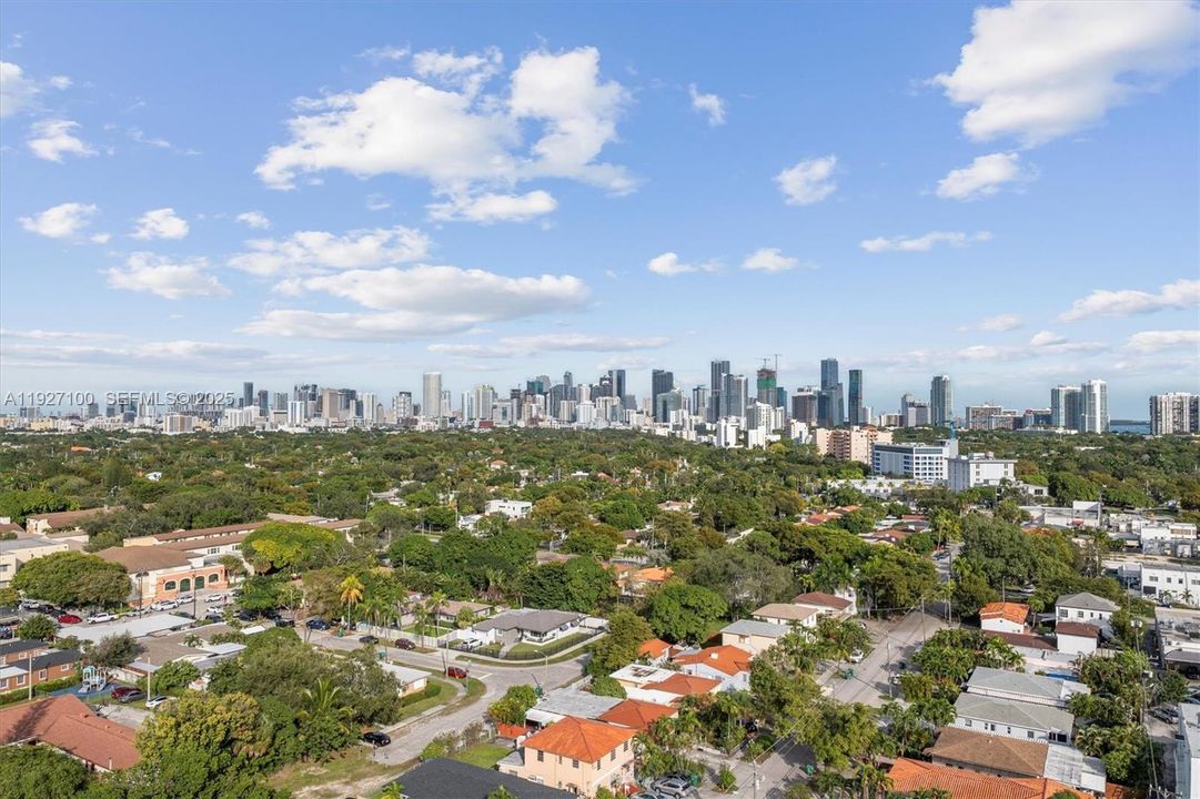 En Venta: $525,000 (2 camas, 2 baños, 1046 Pies cuadrados)